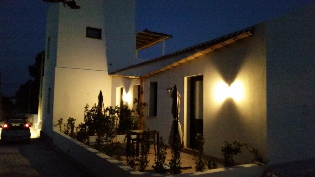 Casa Vacanze Senia Del Rais Favignana Quarto foto