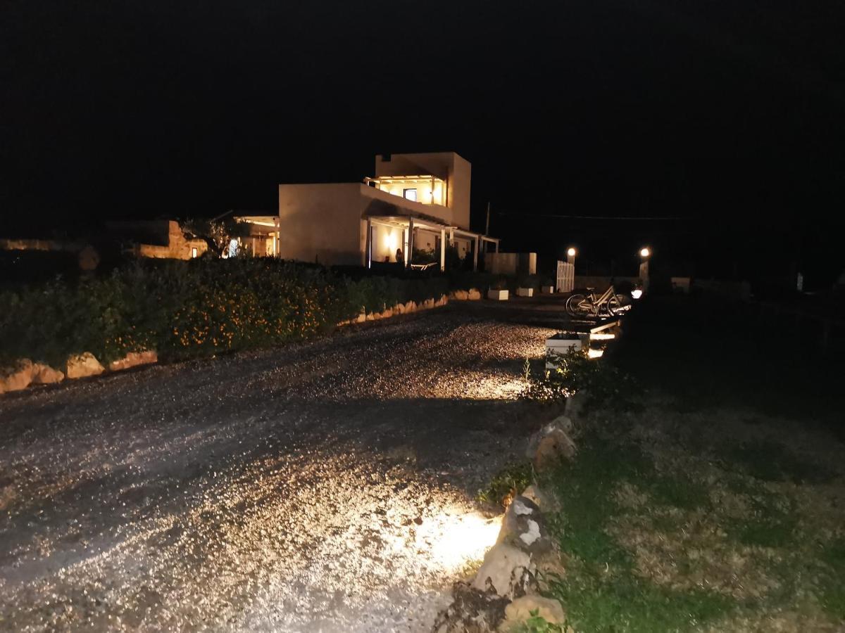 Casa Vacanze Senia Del Rais Favignana Exterior foto